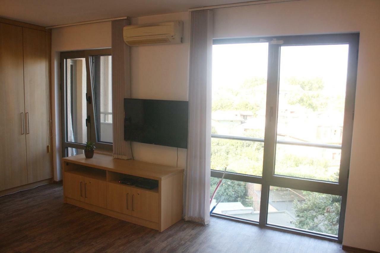 Central Square Apartment Пловдив Екстериор снимка