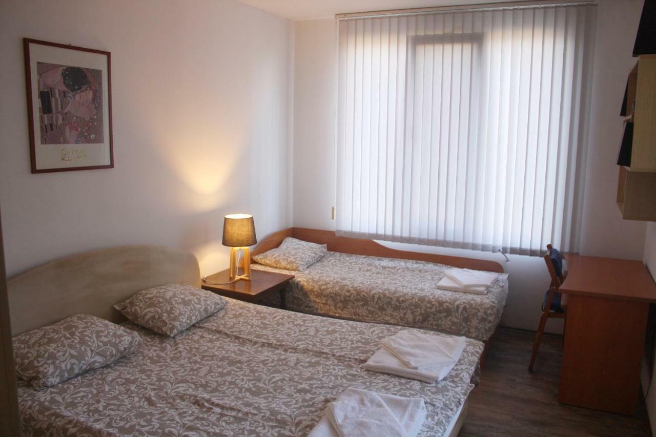 Central Square Apartment Пловдив Екстериор снимка